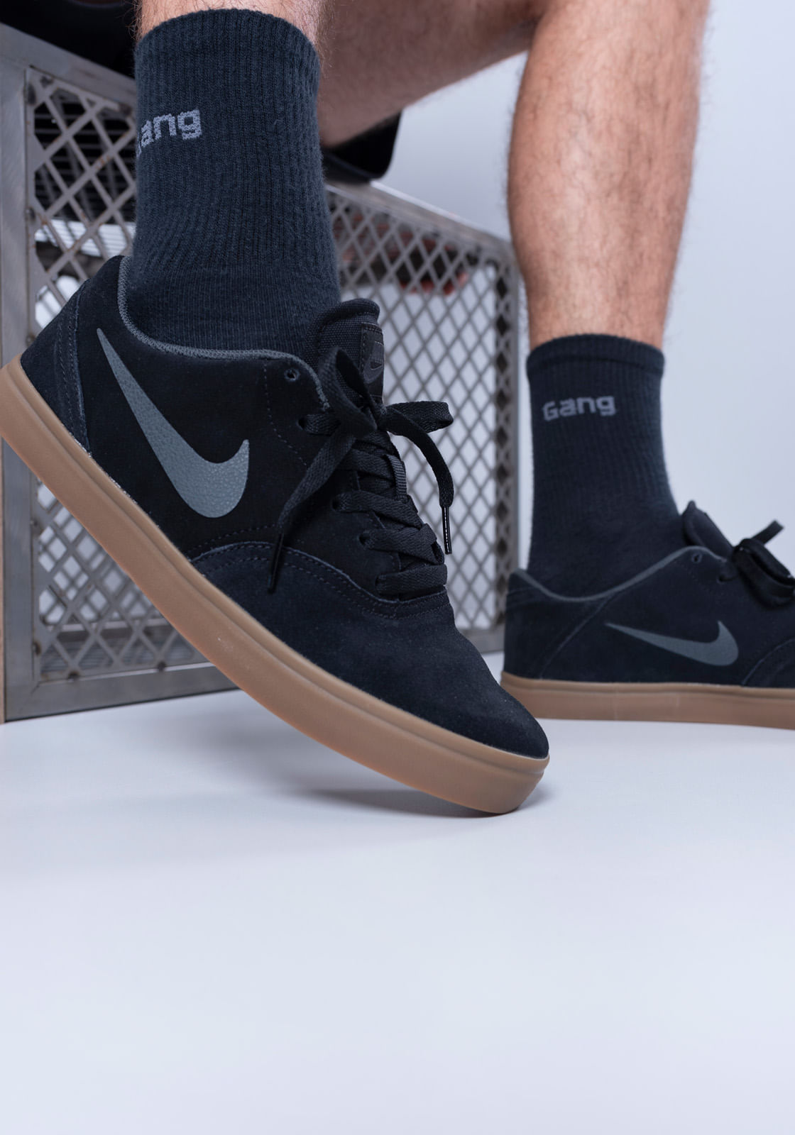 tenis nike sb preto e marrom