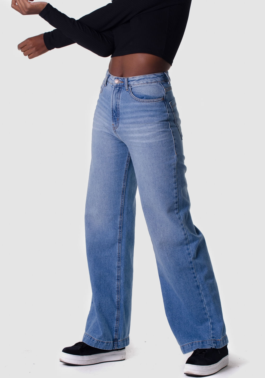 calça jeans cintura alta pantalona