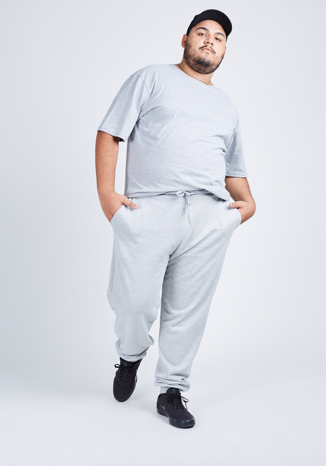 CALÇA BÁSICA DE MOLETOM CINZA MESCLA GANG PLUS SIZE MASCULINA - Gang