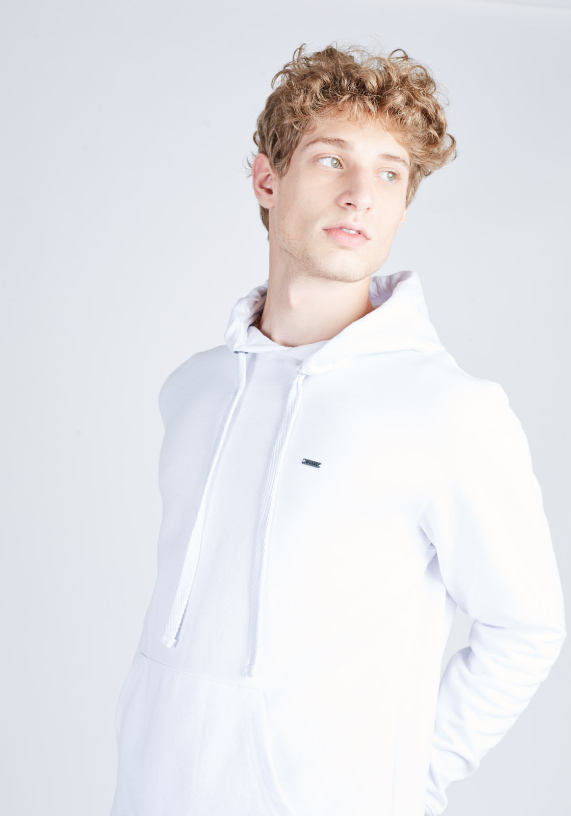 half shoulder moletom com capuz