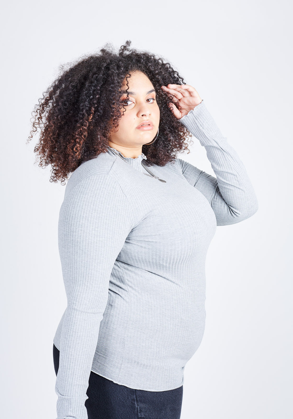 blusa canelada manga longa plus size