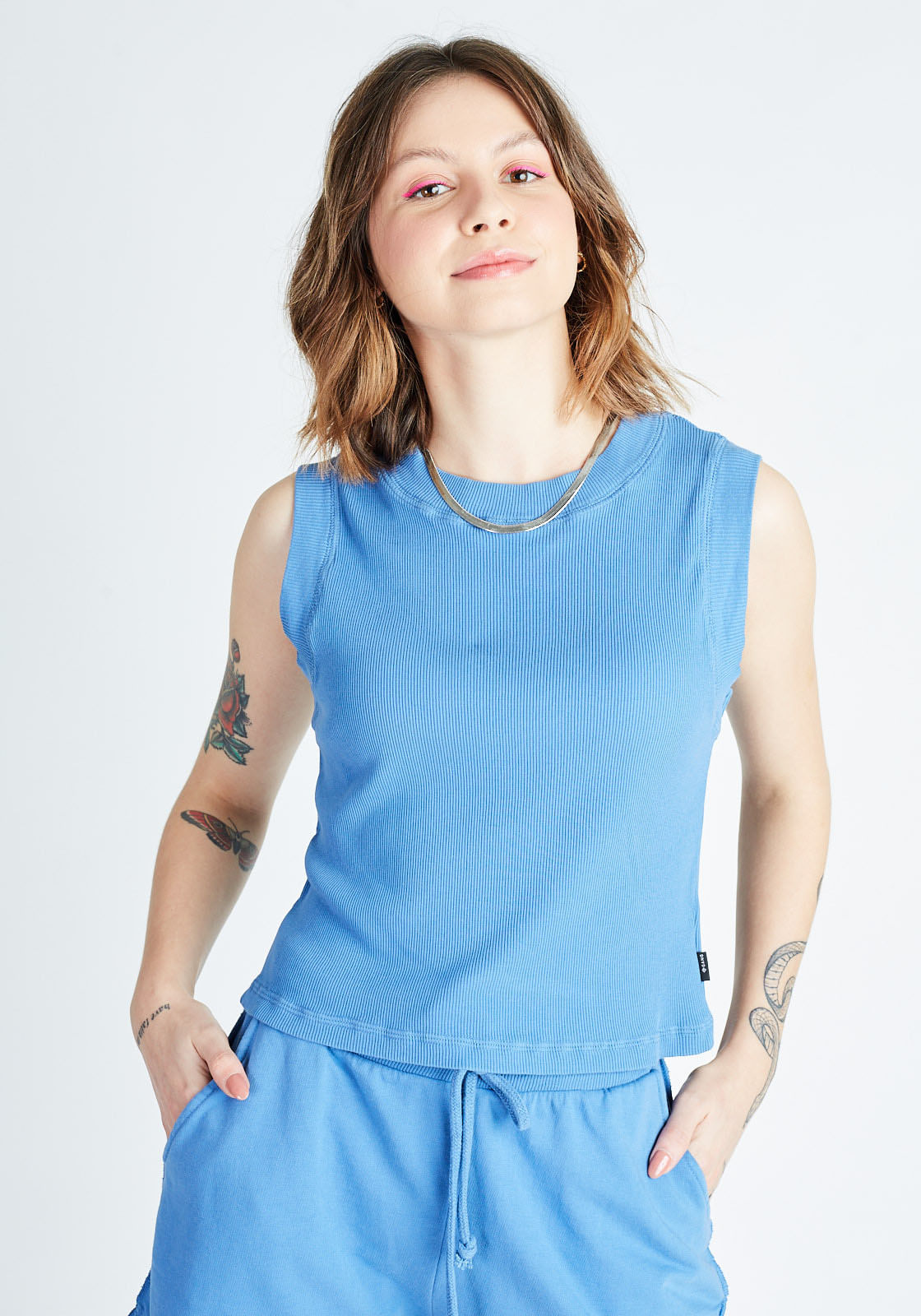 blusa regata feminina azul