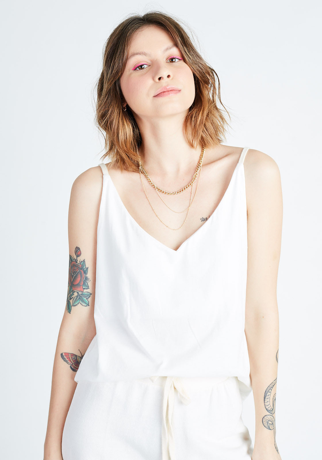 blusa basica off white