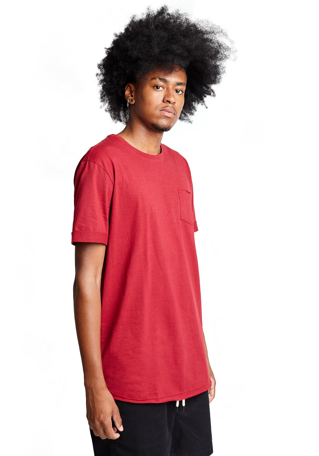 camiseta basica vinho