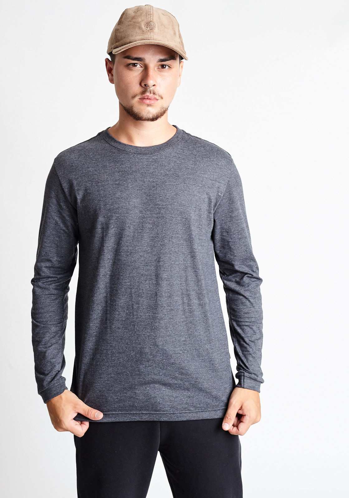 camiseta manga longa masculina cinza