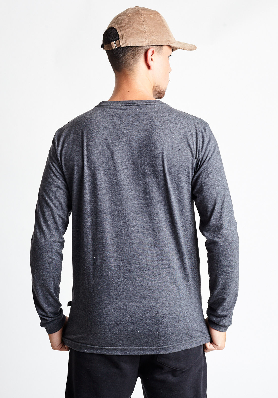 camiseta basica longa