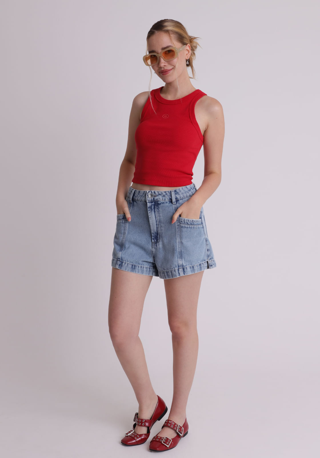 Short jeans feminino bolso frontal azul