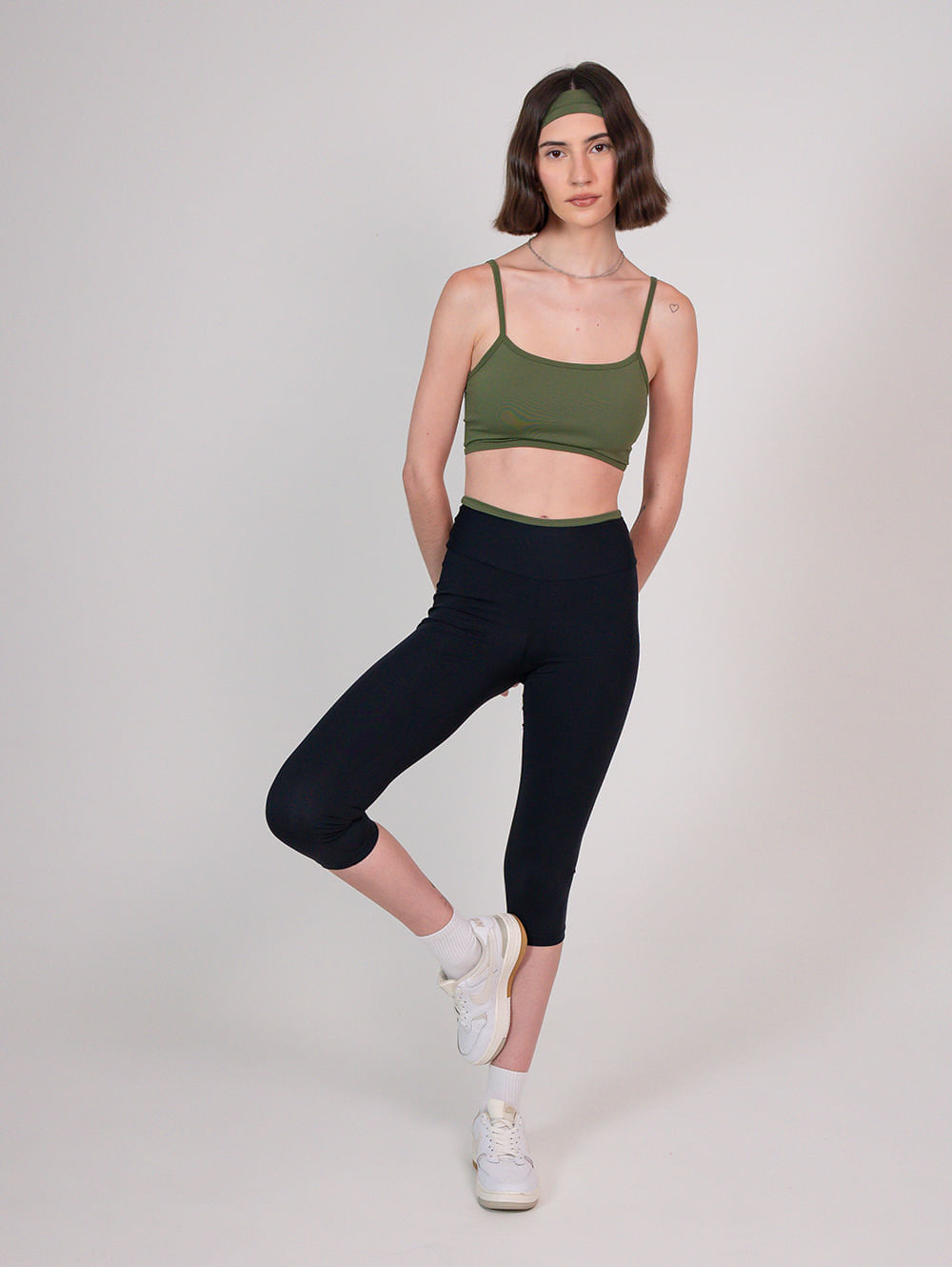 Calça legging feminino capri preta