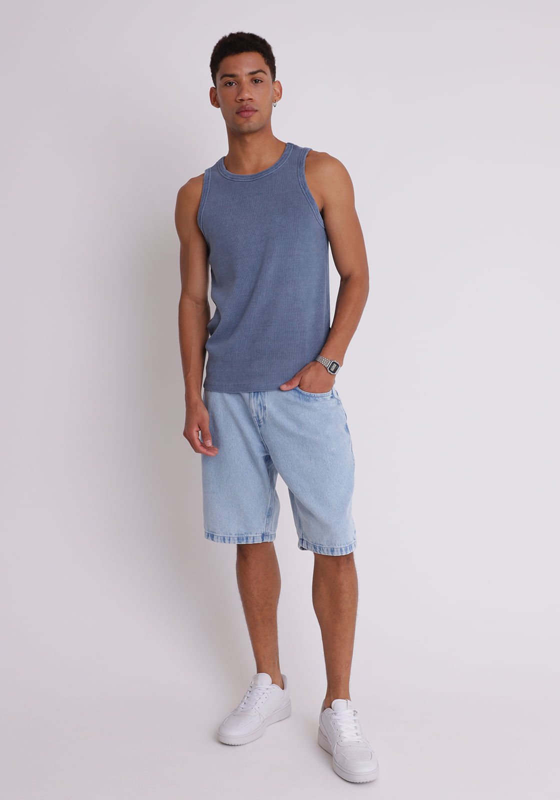 Bermuda jeans masculina regular azul claro