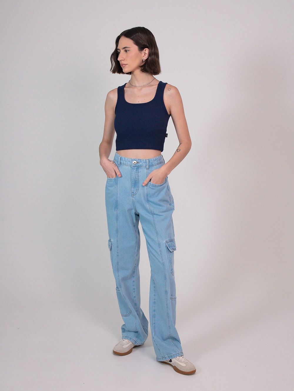 Calça jeans feminino cintura alta cargo azul