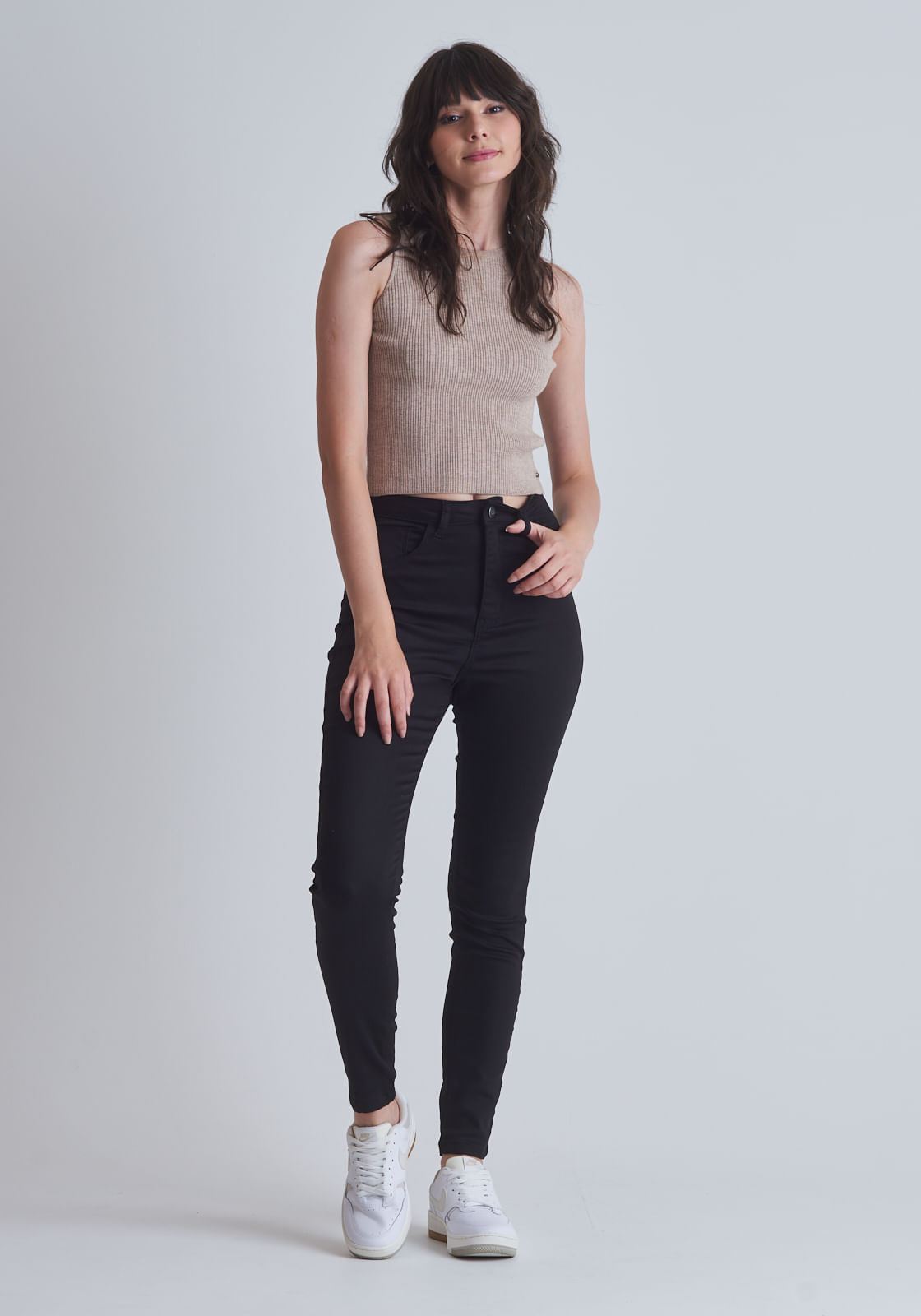 Calça jeans super power cintura alta skinny preto