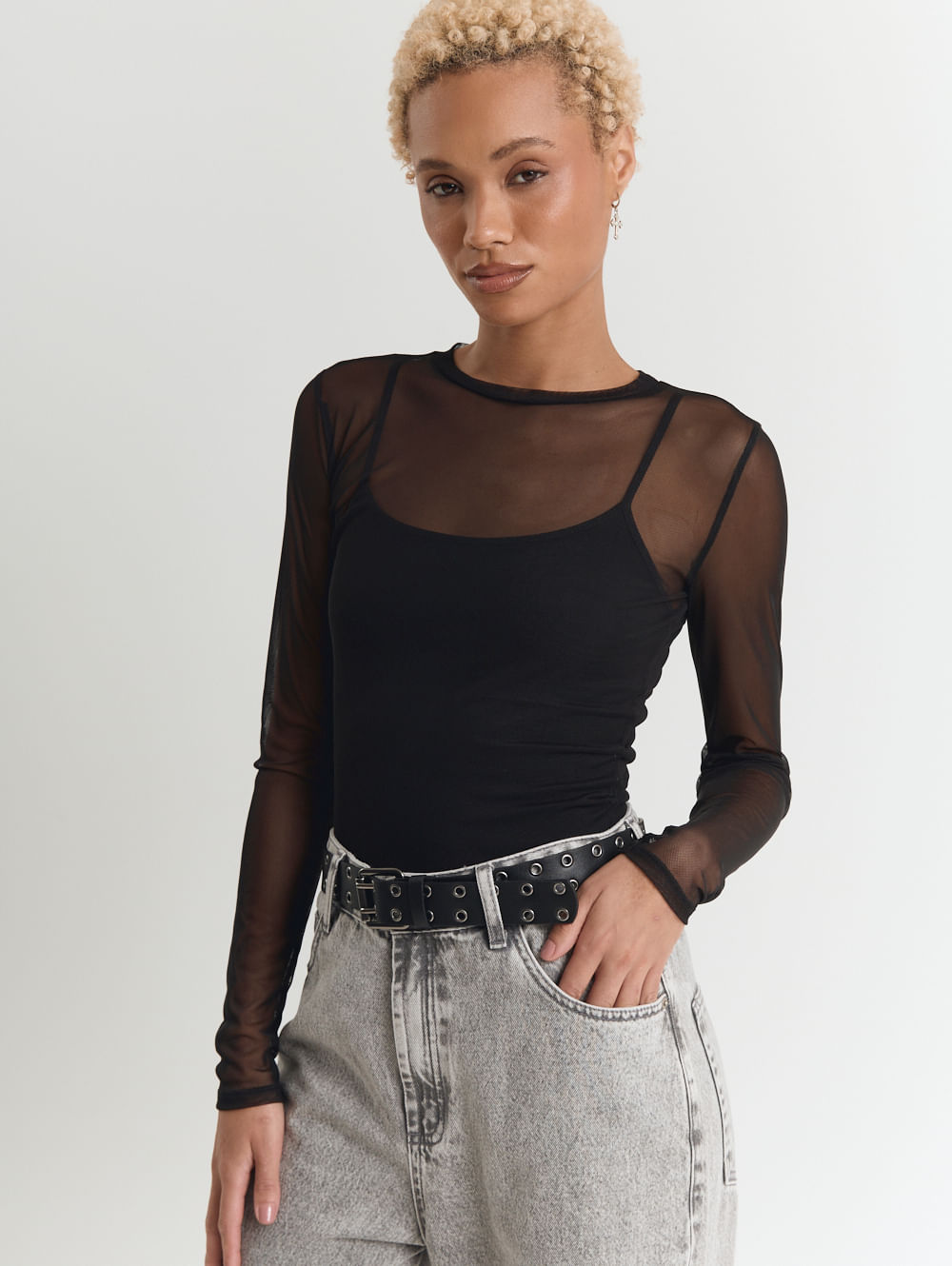 Blusa manga longa de tule