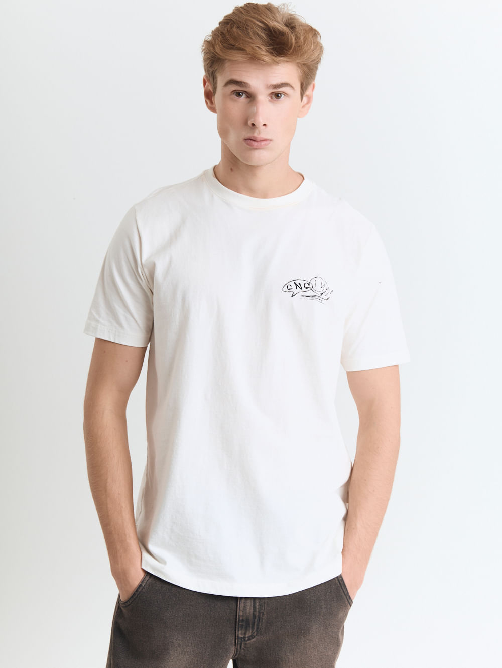 Camiseta comfort estampa grafite gng
