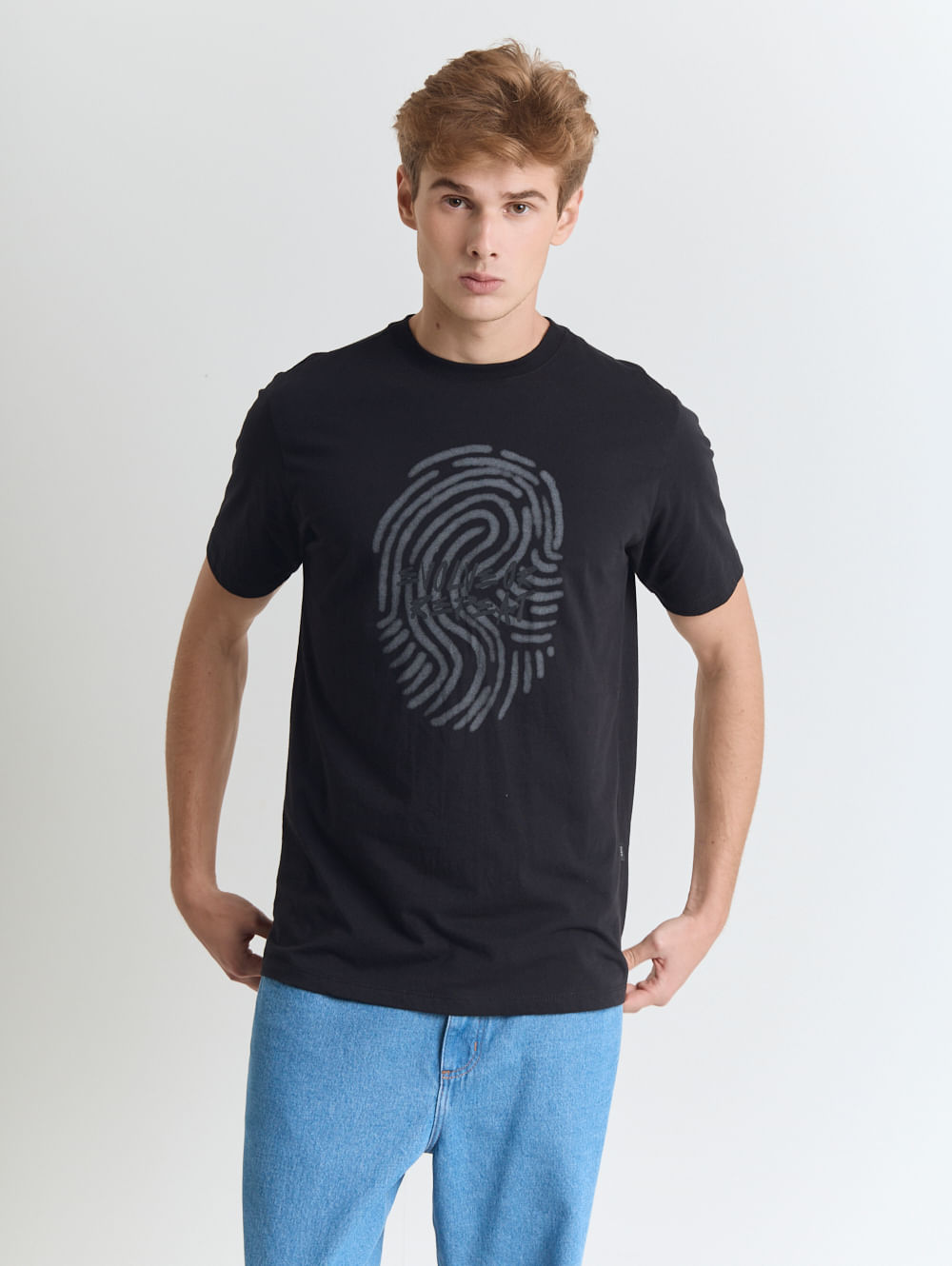 Camiseta comfort estampa evolve or repeat